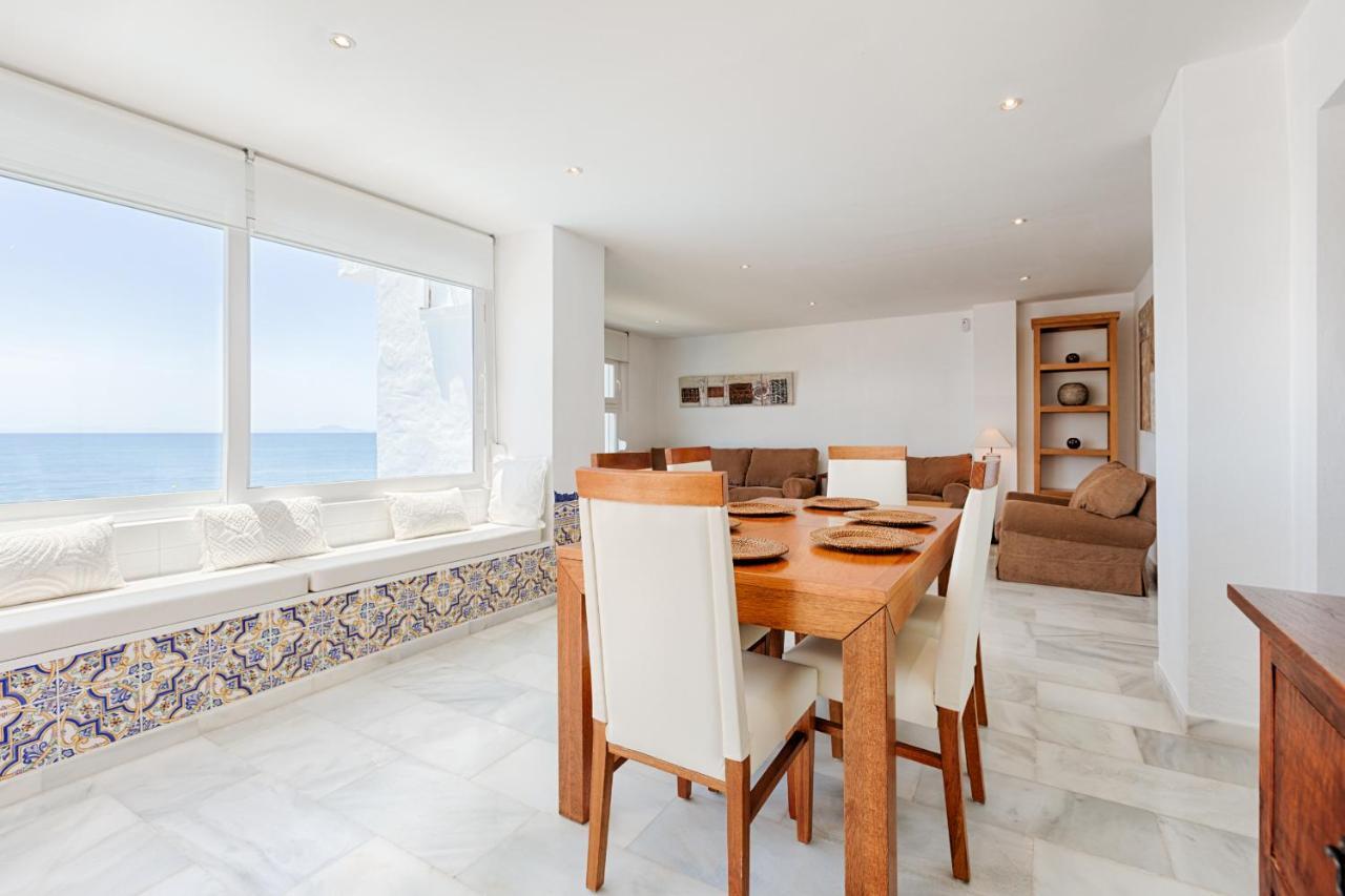 Front Sea View Apartment エステポナ エクステリア 写真